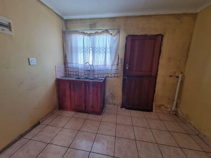 2-Bedroom house for Sale - Photo 4