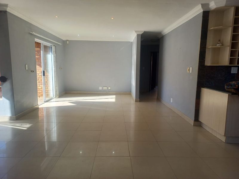 Charming 3-Bedroom Townhouse to Rent in Heidelberg, Rensburg – Private, Comfortable, and Move-In Rea - Photo 3