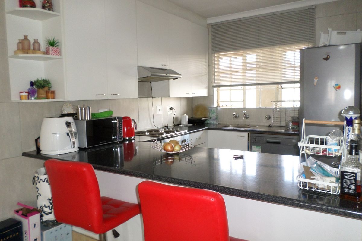 2 Bedroom Apartment Freeway Park - Photo 3