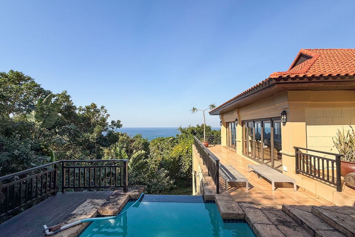 Exclusive Seaview Sanctuary on Camwood Drive – A Rare Zimbali Treasure - Photo 2