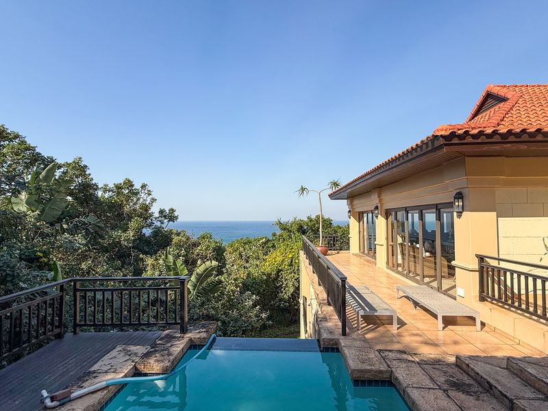 Exclusive Seaview Sanctuary on Camwood Drive – A Rare Zimbali Treasure - Photo 2