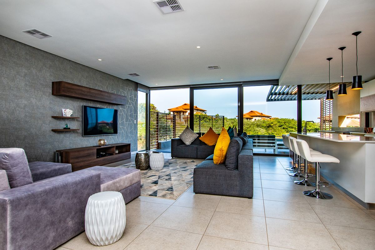 Modern 4-Bedroom Furnished Townhouse with Sea Views in Zimbali Estate - Photo 4