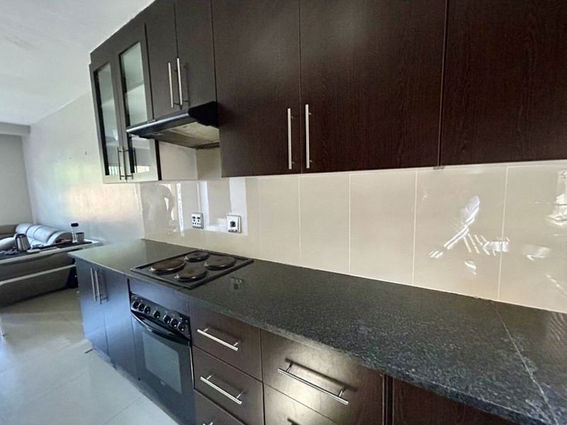 Modern Renovated Townhouse for Rent in Meer En See - Photo 8