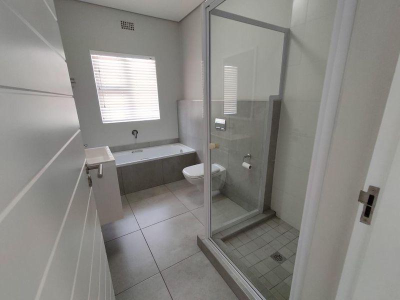 Welcome to Your Dream Home in Manor Gardens – Manor Estate - Photo 7