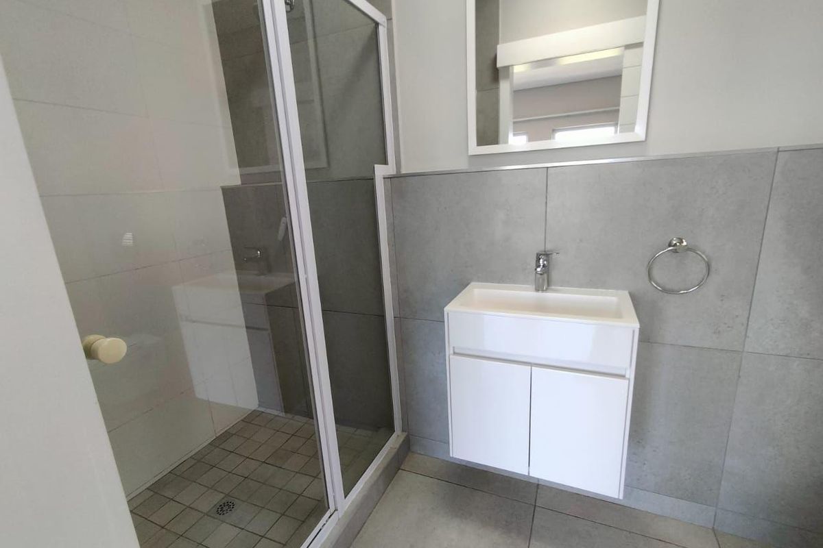 Welcome to Your Dream Home in Manor Gardens – Manor Estate - Photo 5