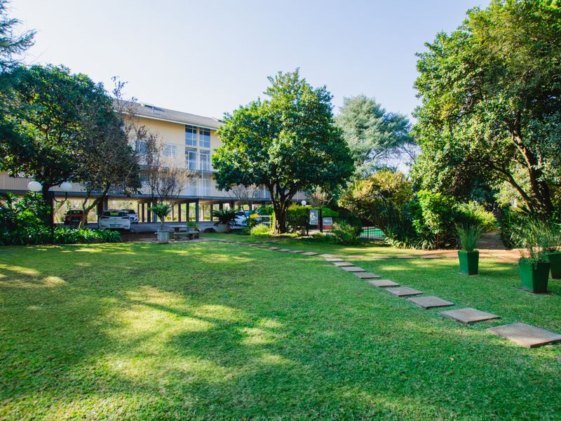 3 Bedroom Apartment Lynnwood Glen - Photo 5