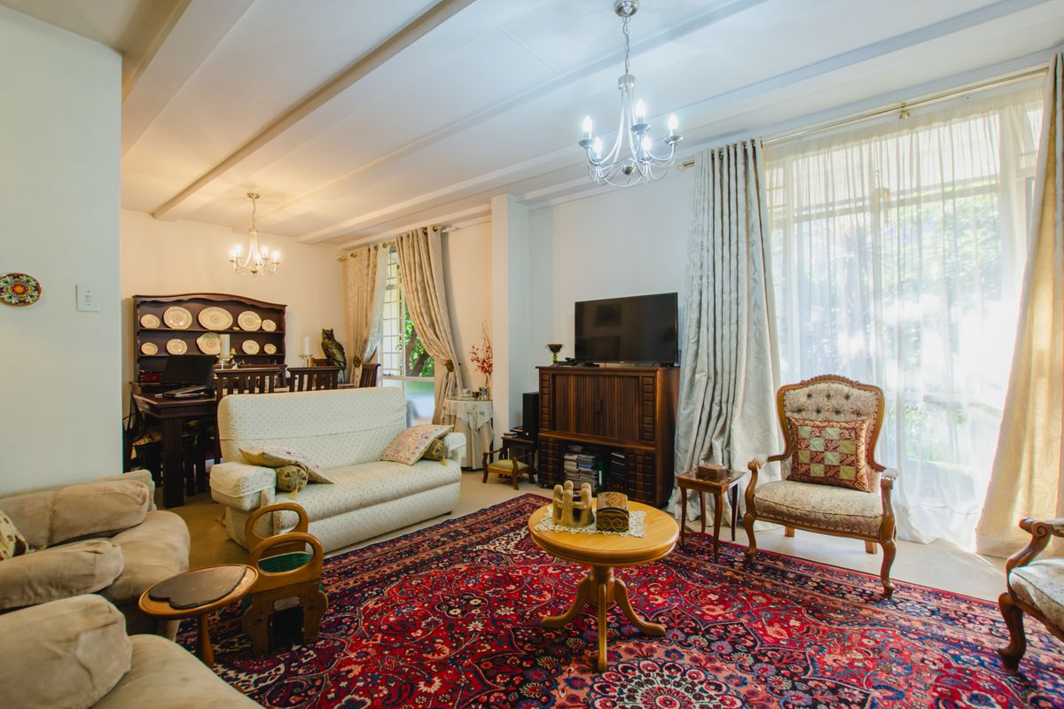 3 Bedroom Apartment Lynnwood Glen - Photo 2