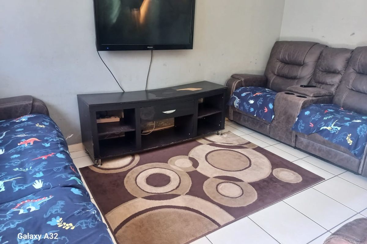Freehold For Sale In Empangeni - Photo 3