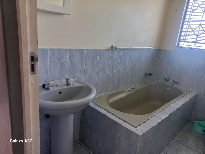 Freehold For Sale In Empangeni - Photo 9