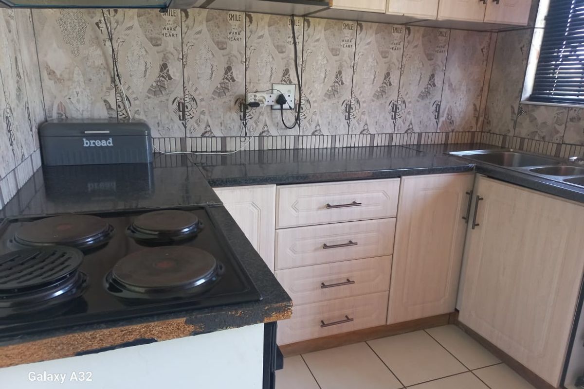 Freehold For Sale In Empangeni - Photo 4