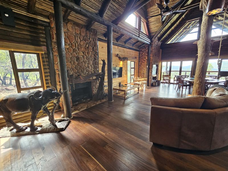 Exclusive Boschhoek Mountain Estate Sanctuary — Main Residence plus Two Private Chalets - Photo 8