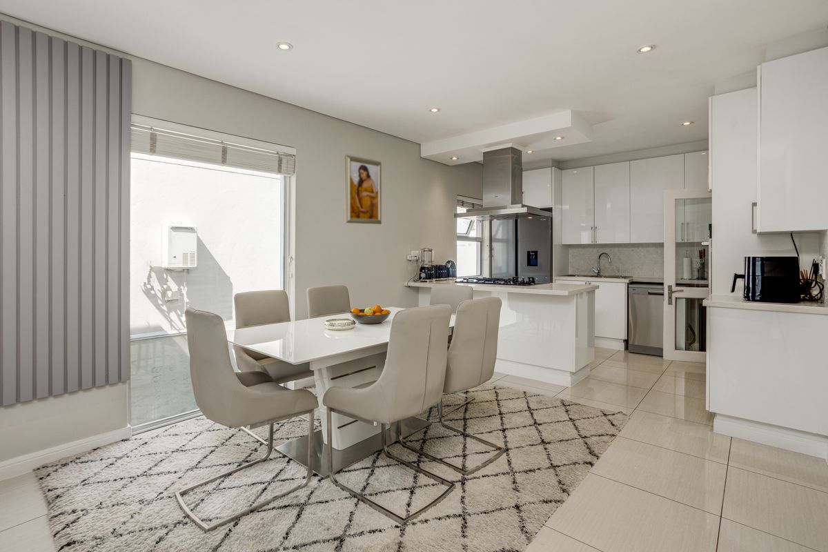 Modern Elegance in the Heart of Bryanston East - Photo 2