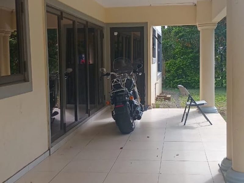 8 Bedroom House for Sale  In Eshowe - Photo 4