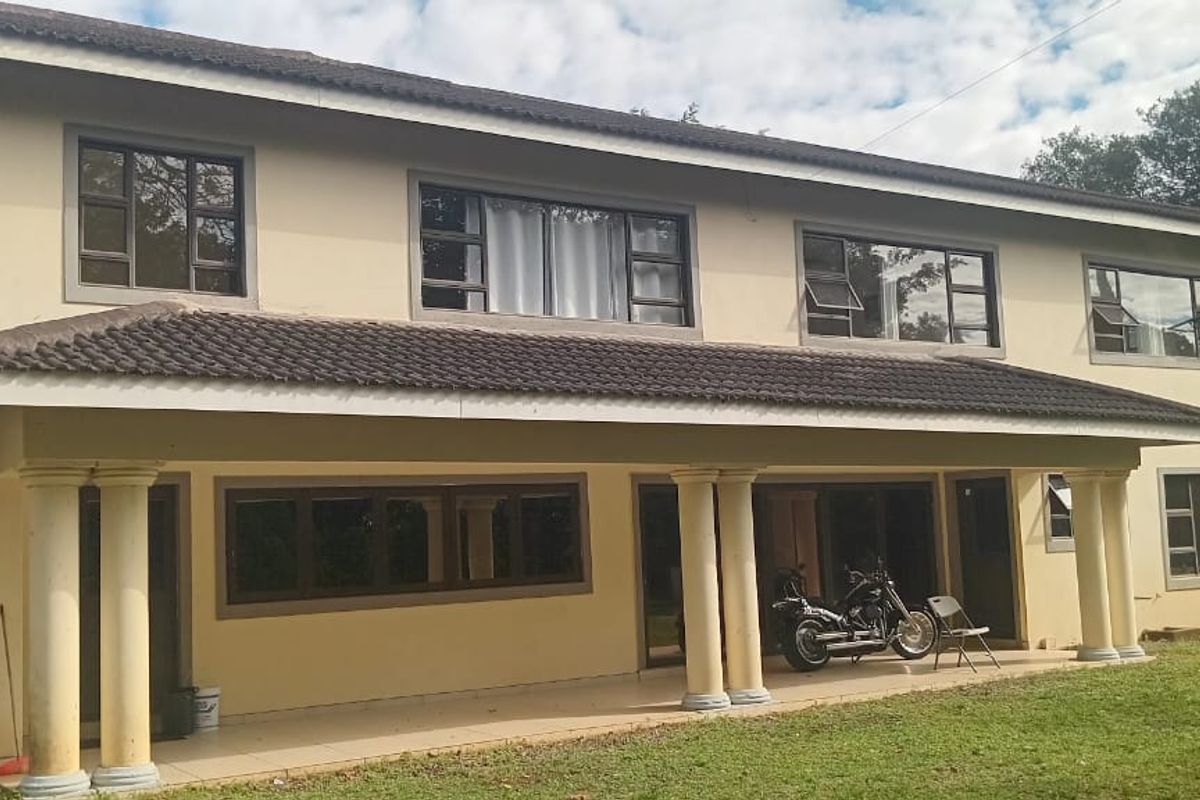 8 Bedroom House for Sale  In Eshowe - Photo 3