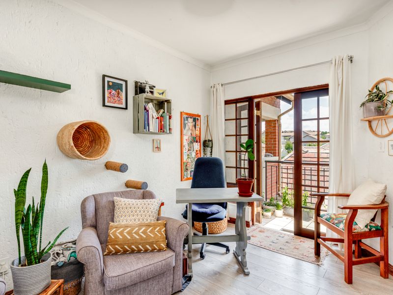 Cozy Apartment Gem - Photo 10