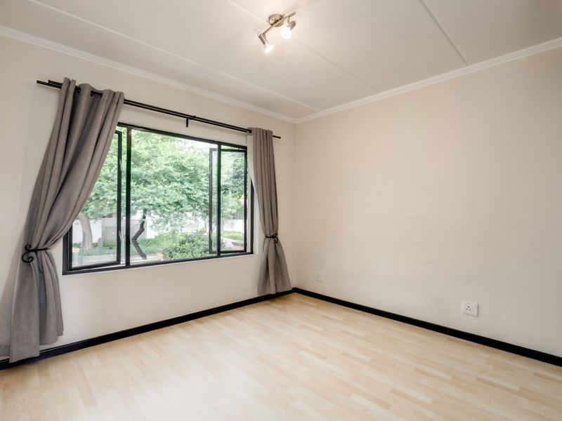 2 Bedroom 1 Bathroom Apartment for Sale - Photo 9