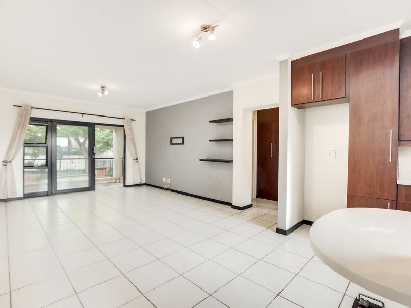 2 Bedroom 1 Bathroom Apartment for Sale - Photo 8