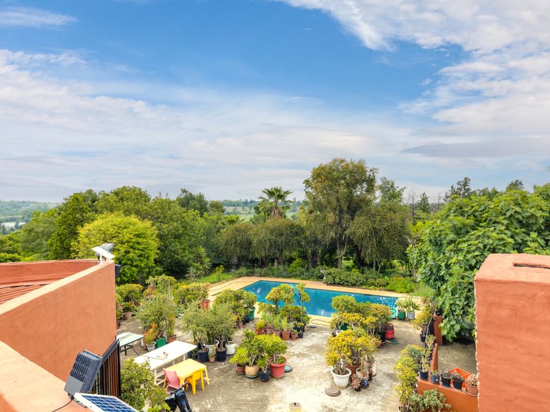 Mediterranean-Inspired Riverfront Estate in Chartwell - Photo 6