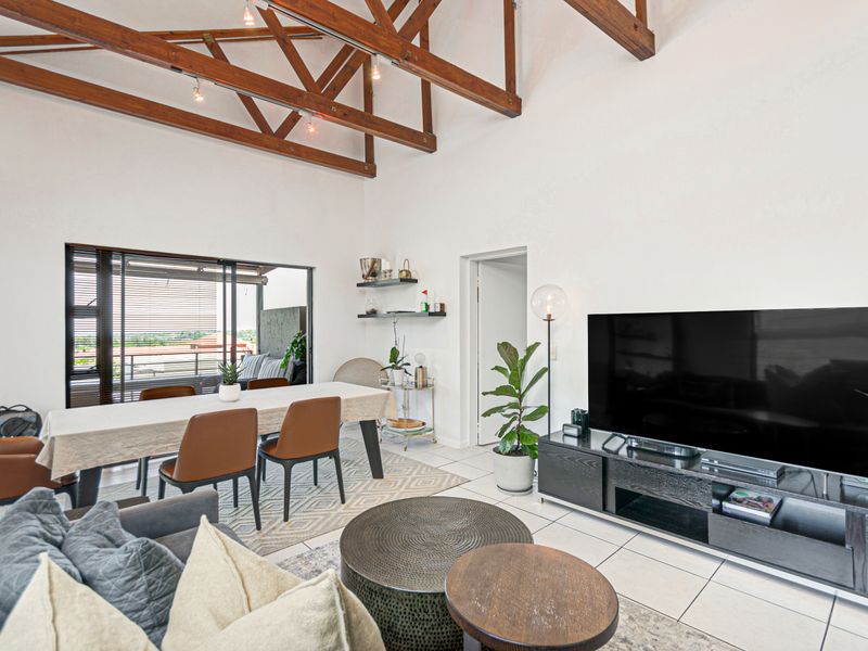 Welcome to your dream home in this highly sought after and family-friendly Estate! - Photo 8