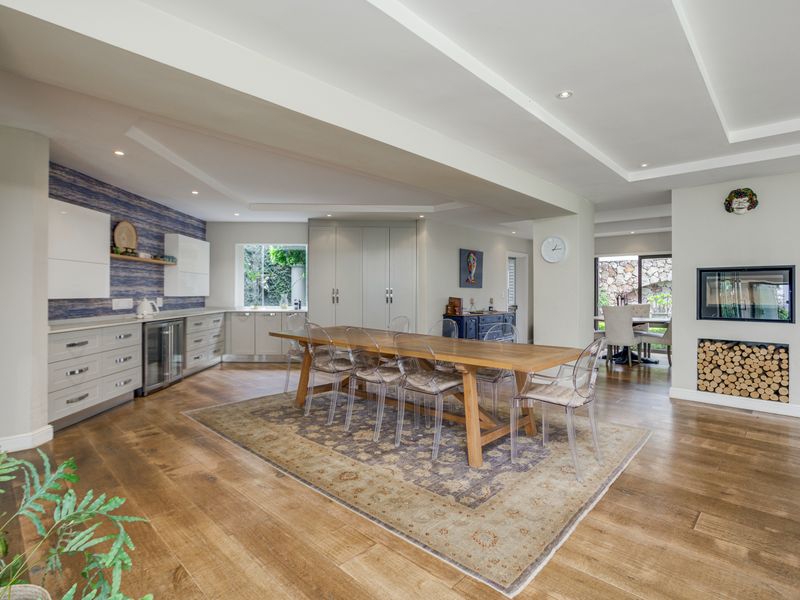 Elevated Elegance With Breathtaking Skyline Views - Photo 6