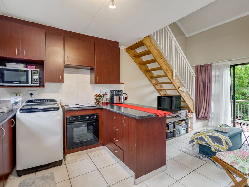 1 Bedroom 1 Bathroom Loft Apartment for Sale - Photo 3