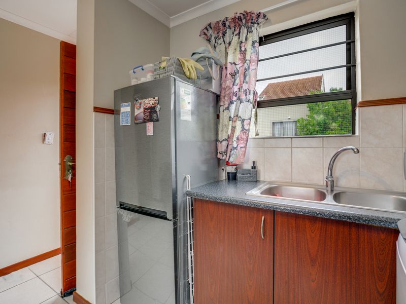 1 Bedroom 1 Bathroom Loft Apartment for Sale - Photo 8