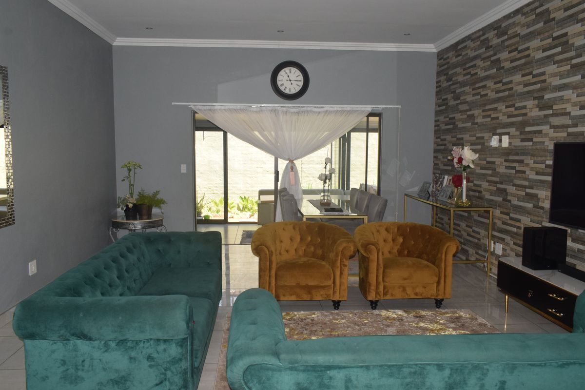 Kloofview Resale - Photo 4