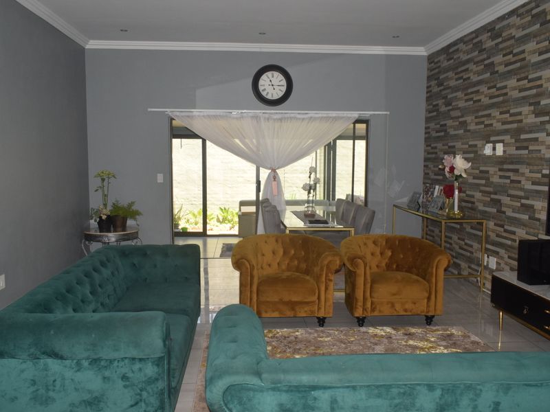 Kloofview Resale - Photo 4