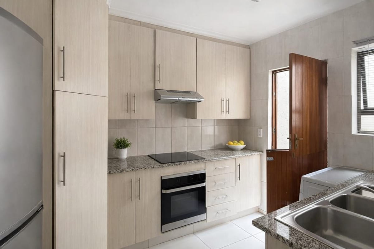 Two Bedroom Cluster in Beverley - Photo 4