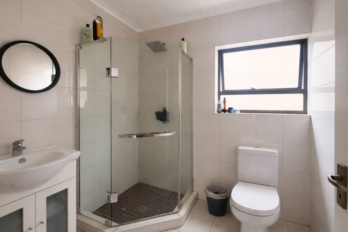 Two Bedroom Cluster in Beverley - Photo 5