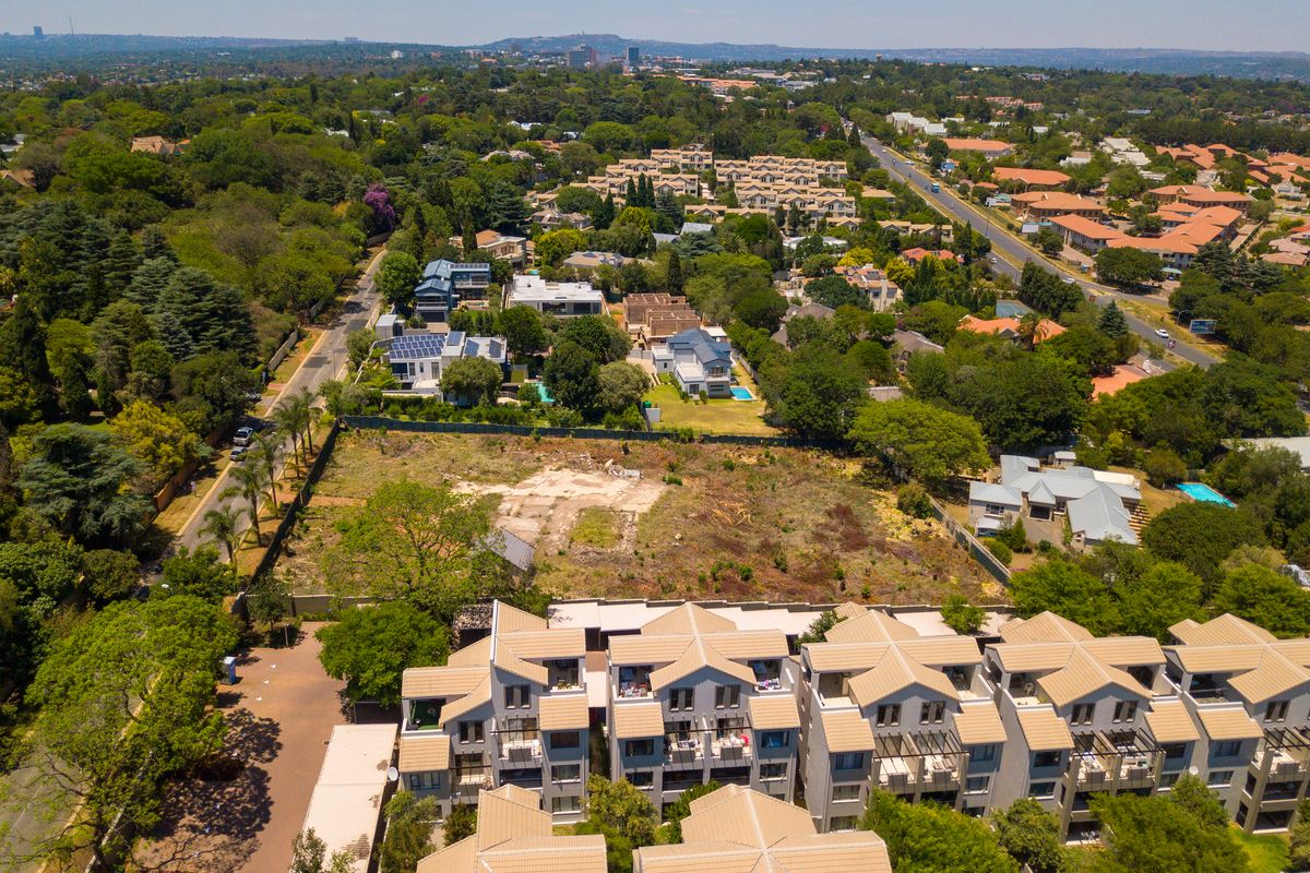 CALLING ALL DEVELOPERS - Photo 5