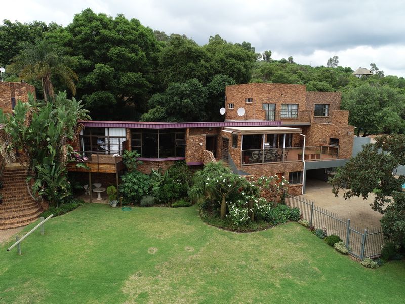 Equestrian Park on a 5.3 Hectare Farm with Luxurious Lifestyle Homes. - Photo 5