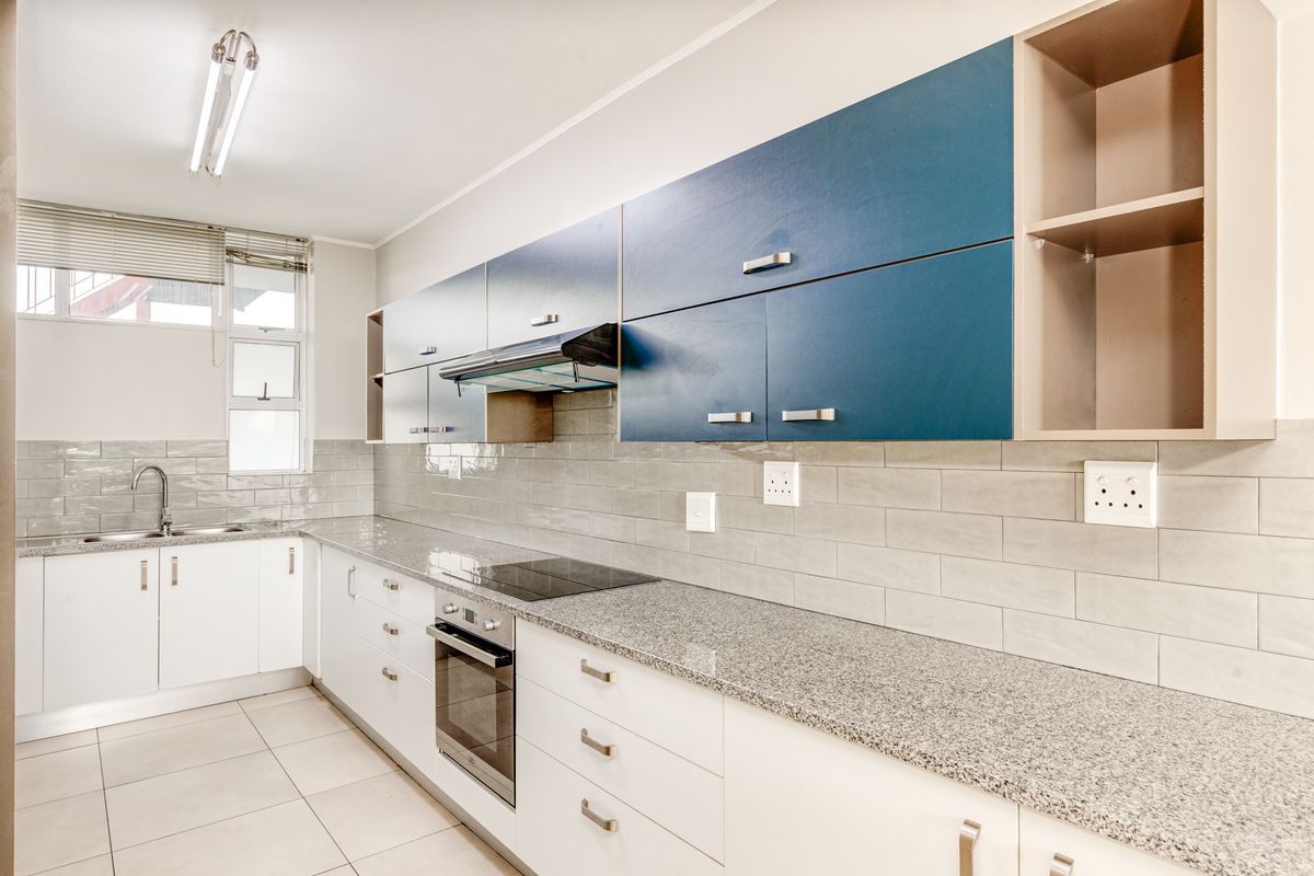 Spacious 2-Bed, 2-Bath Apartment for Sale – Perfect Investment or Home Base! - Photo 3