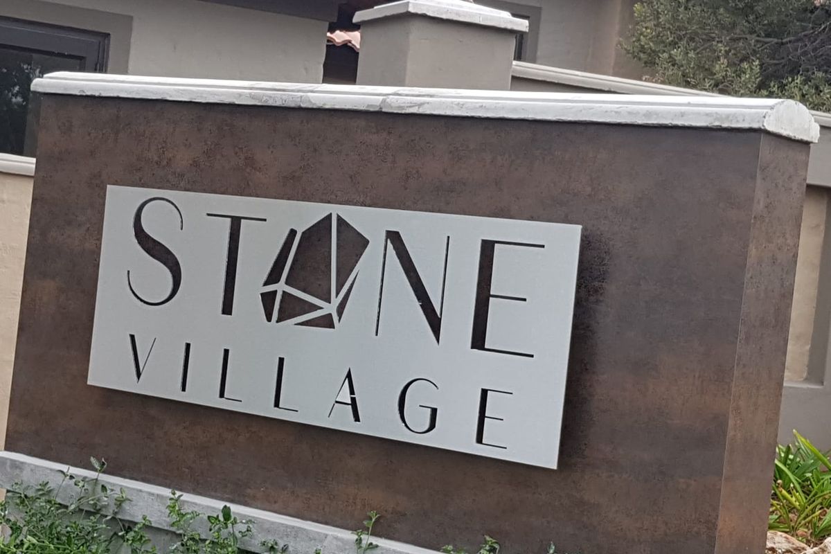 🏡 Exceptional Living Awaits at Rustenburg Oasis - Photo 3