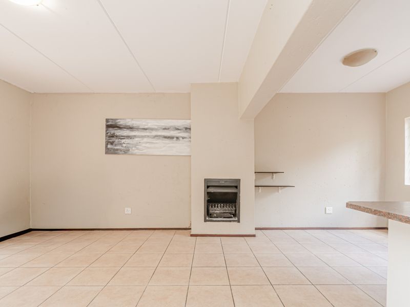 Double-storey  2 Bed, 1 Bath Townhouse Northgate - Photo 10
