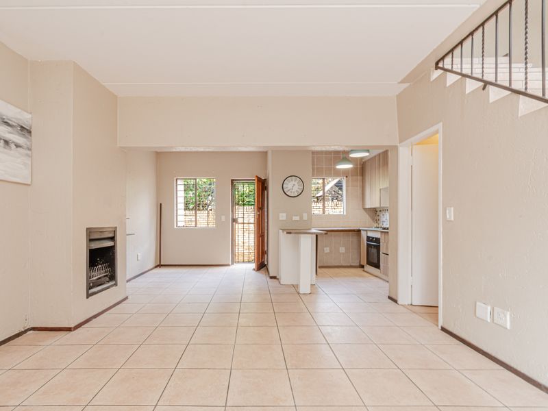 Double-storey  2 Bed, 1 Bath Townhouse Northgate - Photo 8