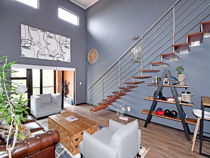 2 Bedroom Loft Unit for RENT at The Meridian - Photo 3