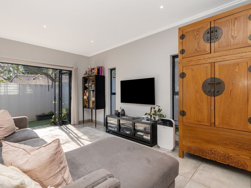 Welcome To An Extraordinary 3-Bedroom, 3.5-Bathroom Cluster Home In Bryanston East - Photo 9