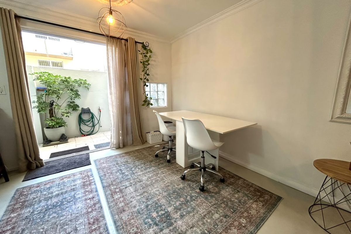 SWEET STUDIO - AVAILABLE IMMEDIATELY - FULLY FURNISHED - Photo 4