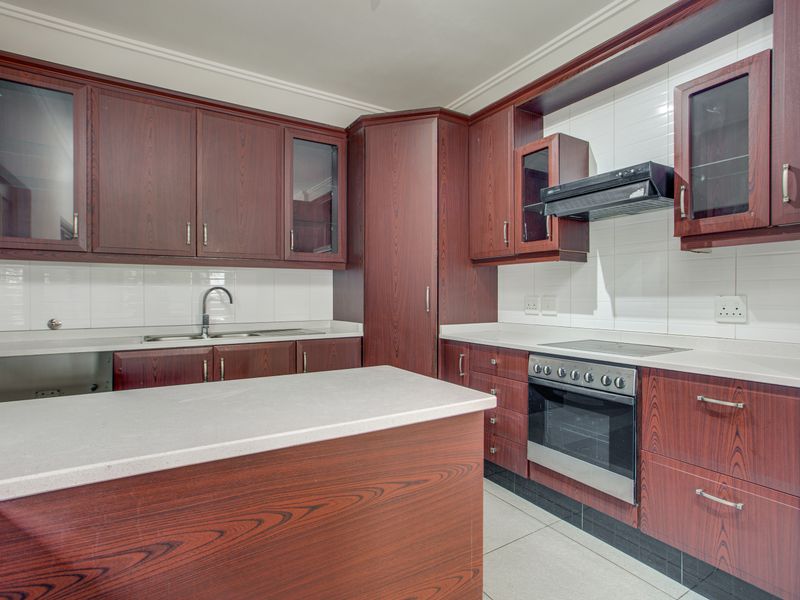 Three Bedroom Family Home In Secure Estate - Photo 6