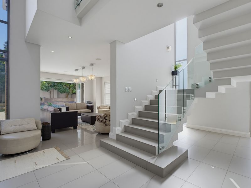 LIVE YOUR BEST LIFE IN THIS EXCEPTIONAL 4 BEDROOM CLUSTER IN SENDERWOOD! - Photo 4