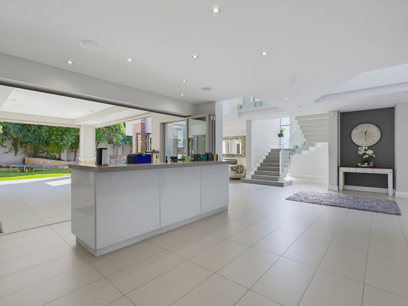 LIVE YOUR BEST LIFE IN THIS EXCEPTIONAL 4 BEDROOM CLUSTER IN SENDERWOOD! - Photo 7