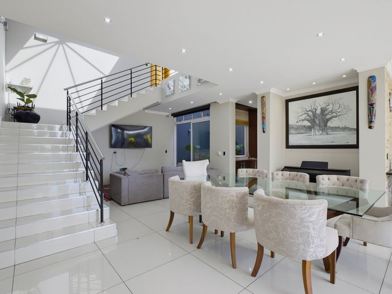 4 BEDROOM DOUBLE-STOREY HOME FOR SALE IN SENDERWOOD - Photo 5