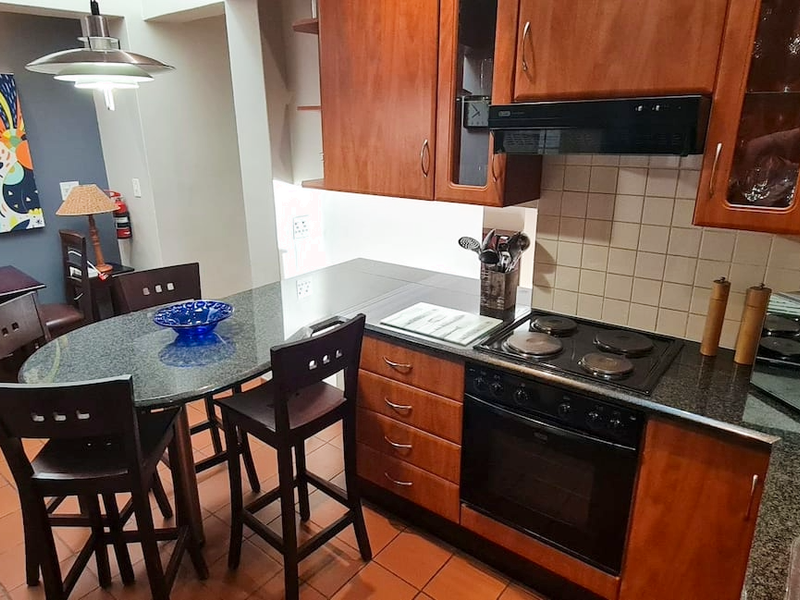 2 BED GUESTHOUSE UNIT FOR RENT IN BEDFORDVIEW - Photo 2