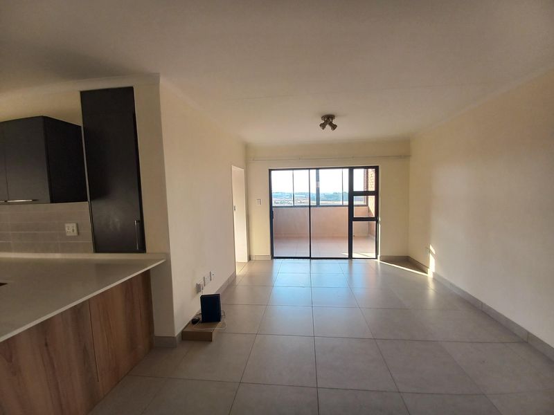 Cherry Blossom 2 bed 2 bath rental - Photo 4