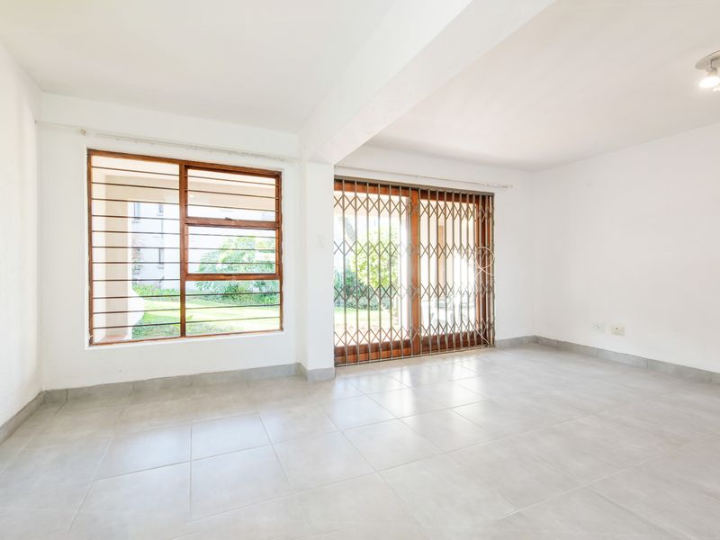 Ground Floor Studio, Cute as a Button - Photo 7