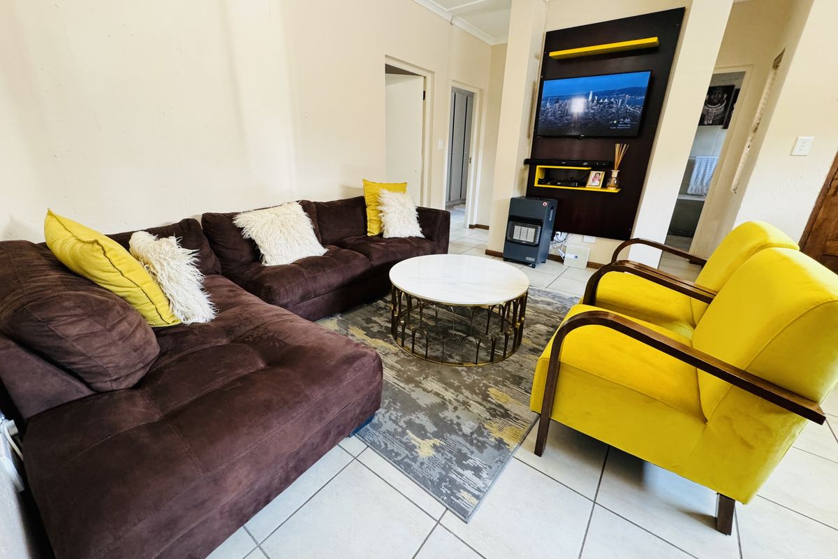 Secure Estate Living - Photo 2