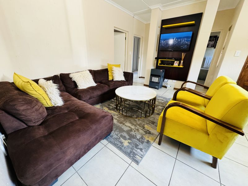 Secure Estate Living - Photo 2