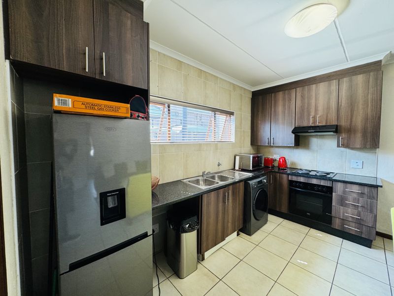 Secure Estate Living - Photo 4