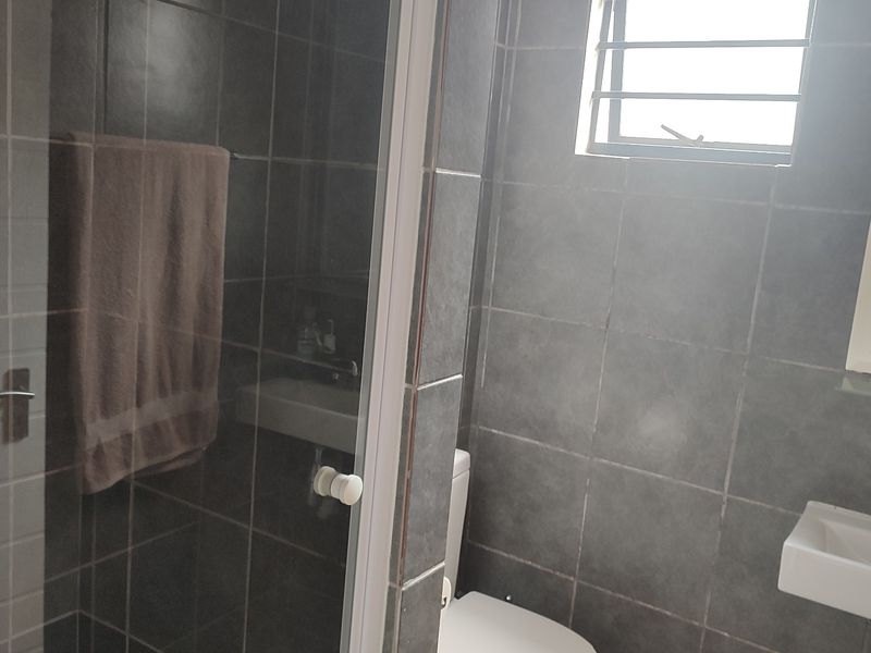 Estate Gem with Modern Comforts - Photo 10